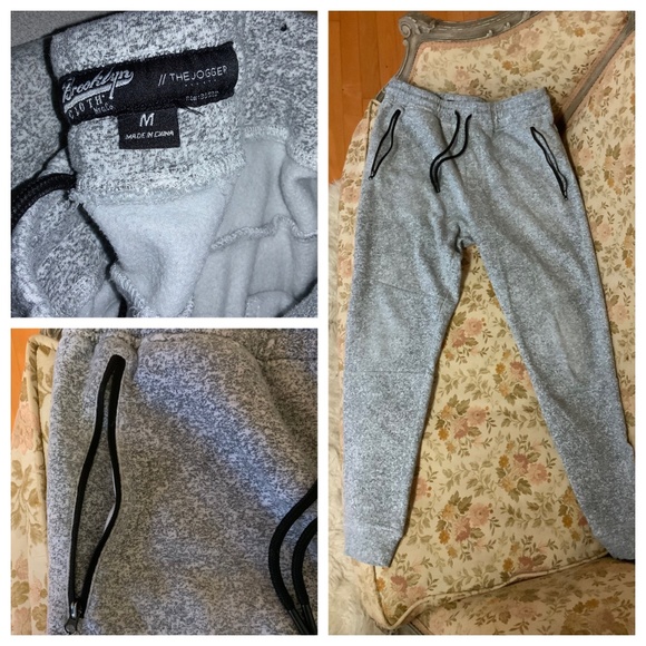 *SOLD* White Medium Joggers / Sweatpants With Drawstring, Zip Pockets - Picture 1 of 7